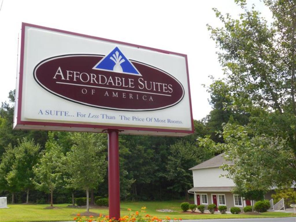 Affordable Suites Charlottesville Exterior photo